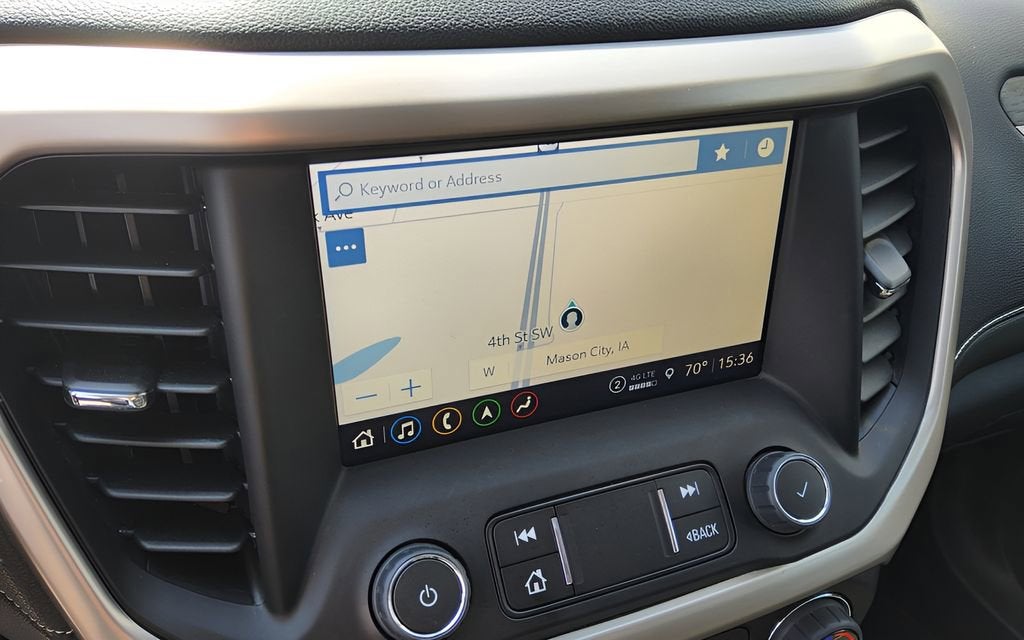 2023 GMC Acadia Denali