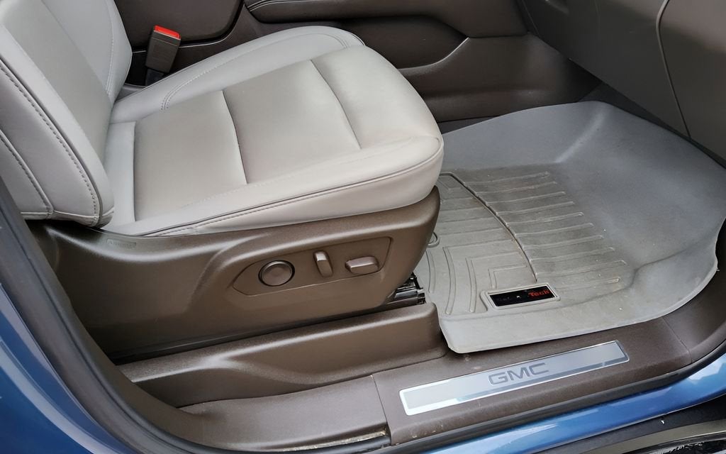 2025 GMC Yukon XL Elevation