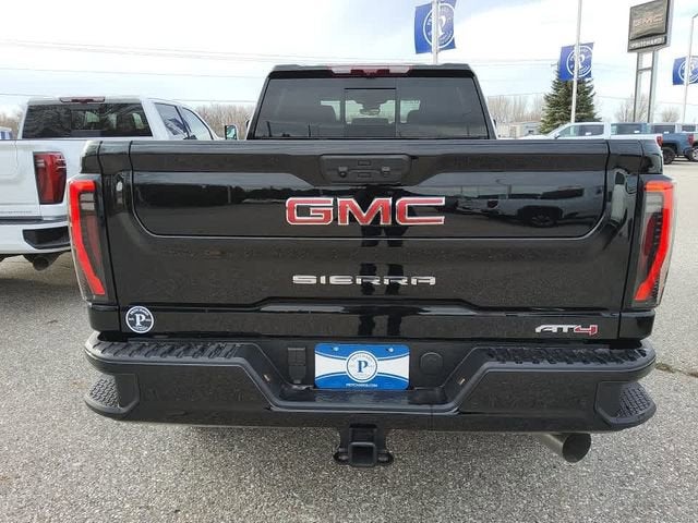 2025 GMC Sierra 2500 HD AT4