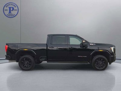 2025 GMC Sierra 2500 HD AT4