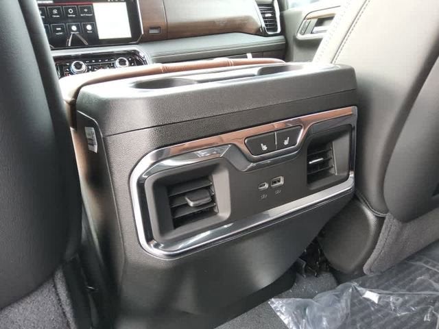 2025 GMC Sierra 3500 HD Denali Ultimate