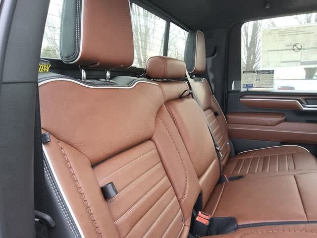 2025 GMC Sierra 3500 HD Denali Ultimate