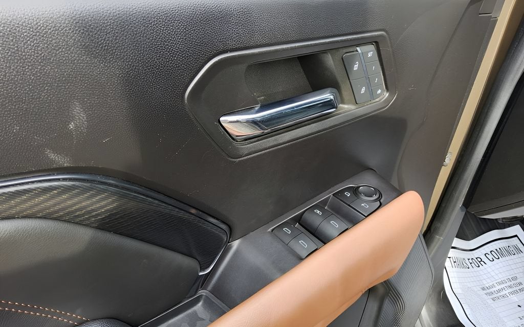 2023 GMC Canyon 4WD AT4