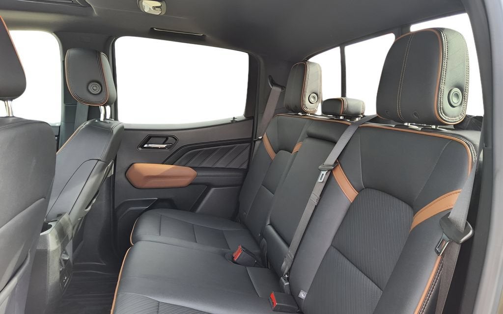 2023 GMC Canyon 4WD AT4