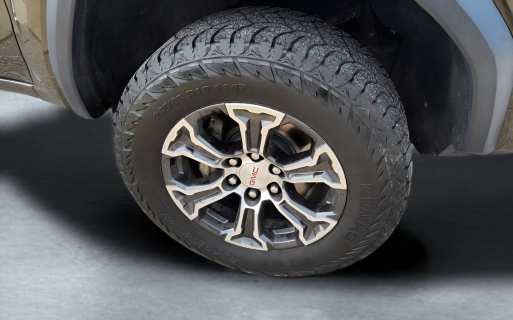 2023 GMC Canyon 4WD AT4