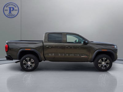 2023 GMC Canyon 4WD AT4