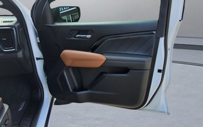 2023 GMC Canyon AT4