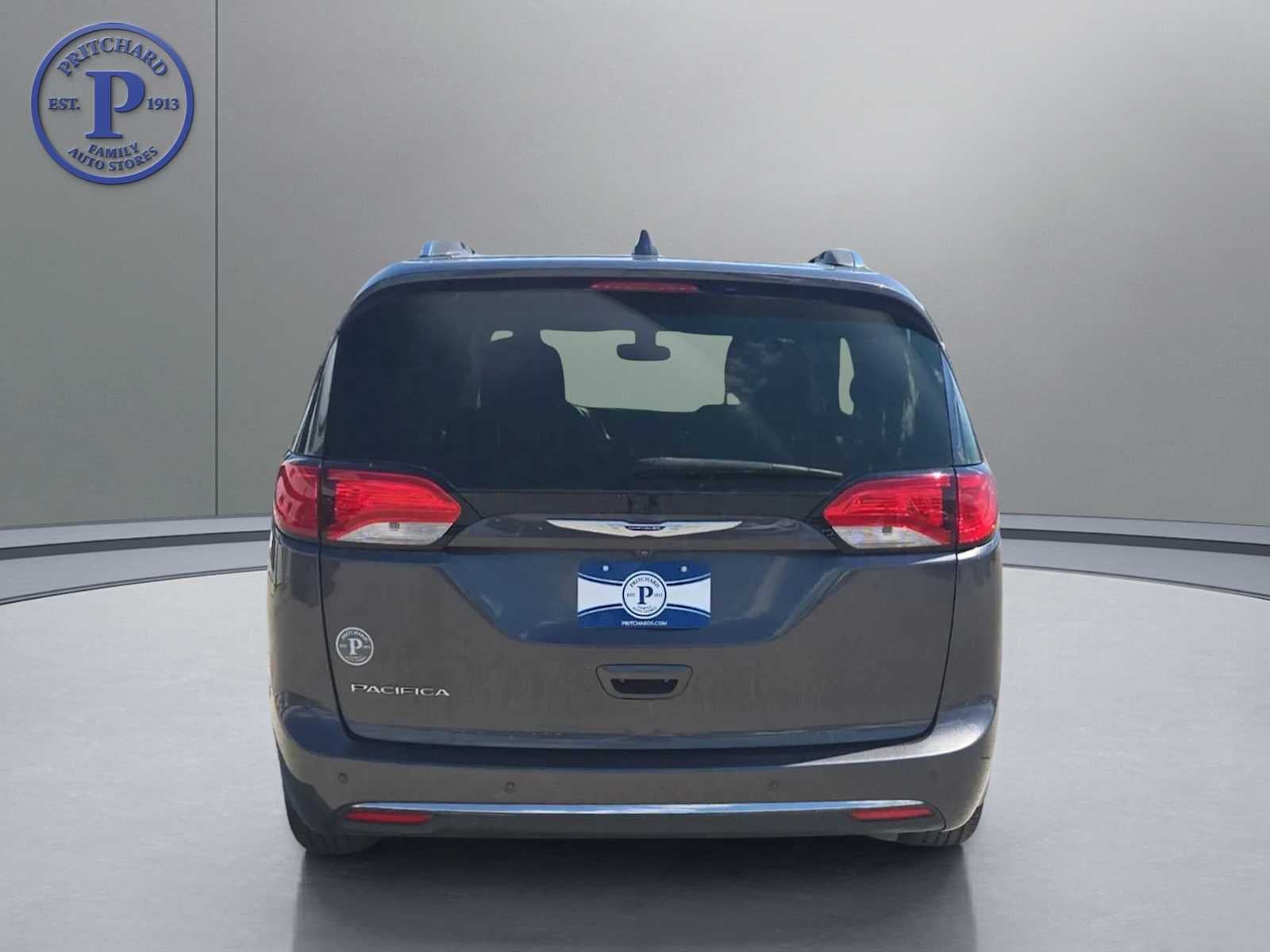 2018 Chrysler Pacifica Base