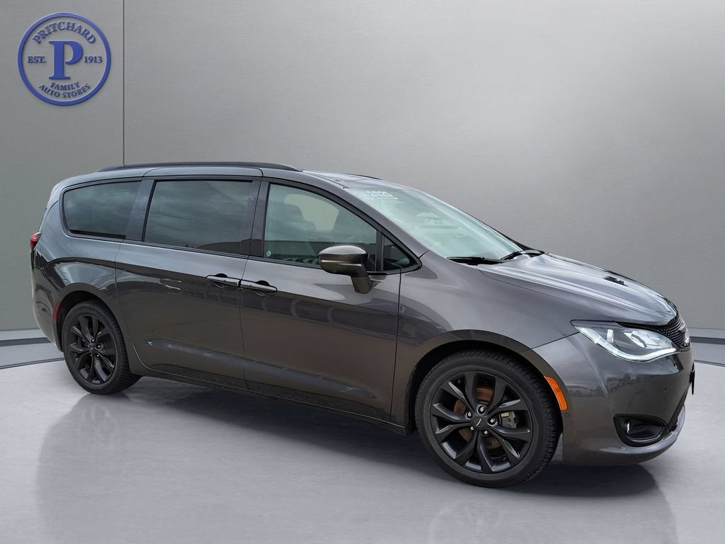 2020 Chrysler Pacifica Limited