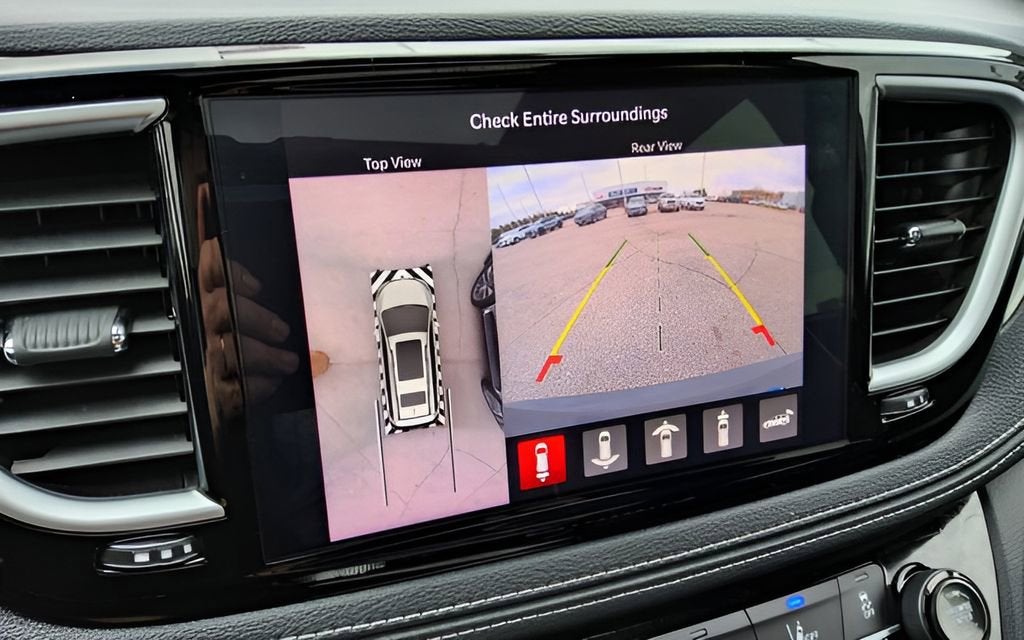 2023 Chrysler Pacifica Hybrid Limited