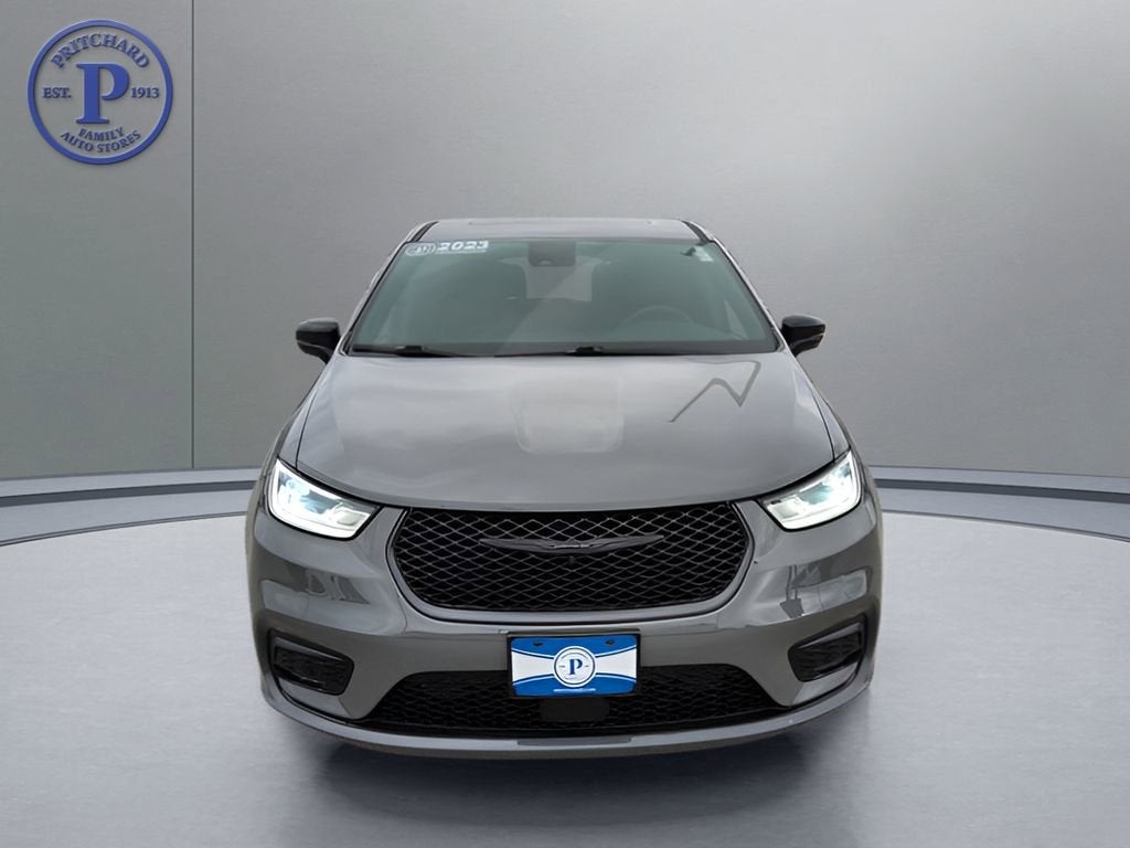 2023 Chrysler Pacifica Hybrid Limited