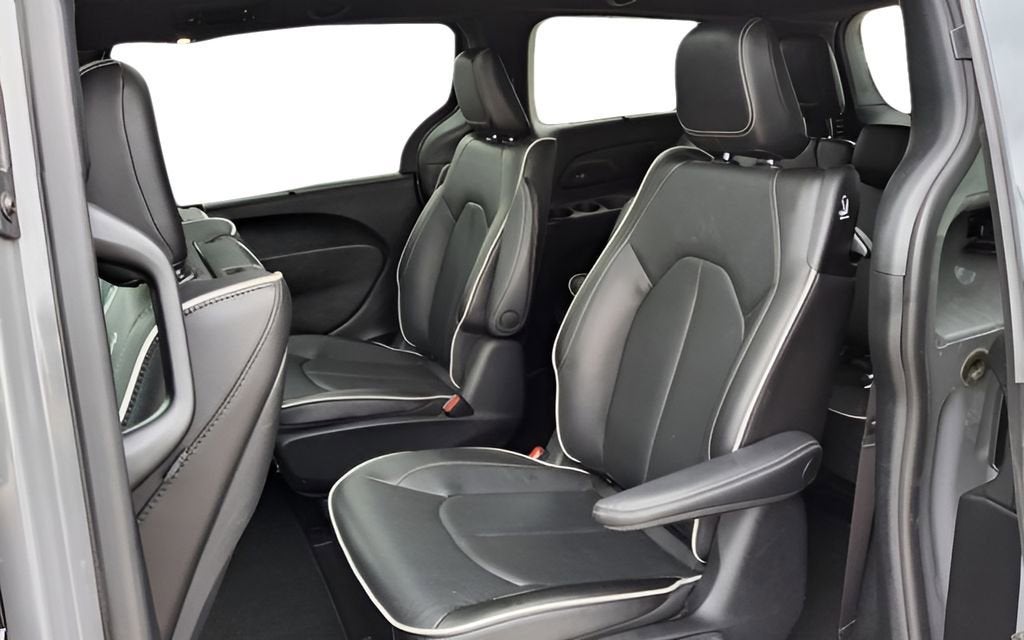 2023 Chrysler Pacifica Hybrid Limited