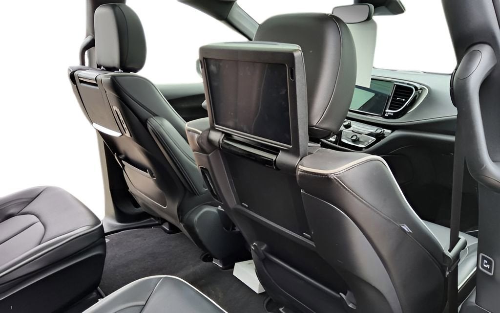2023 Chrysler Pacifica Hybrid Limited