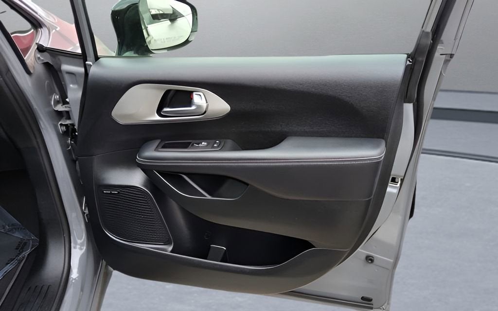 2023 Chrysler Pacifica Hybrid Limited