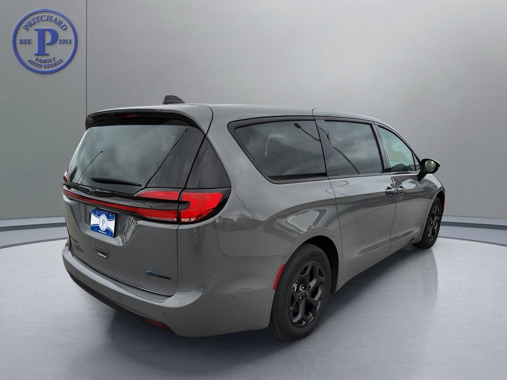 2023 Chrysler Pacifica Hybrid Limited