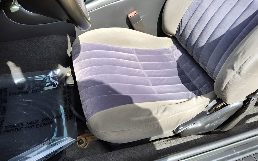 2000 Chevrolet Camaro Base
