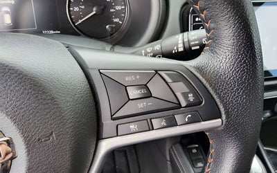 2021 Nissan Kicks SR