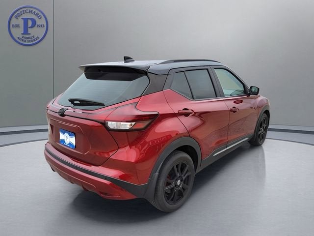 2021 Nissan Kicks SR