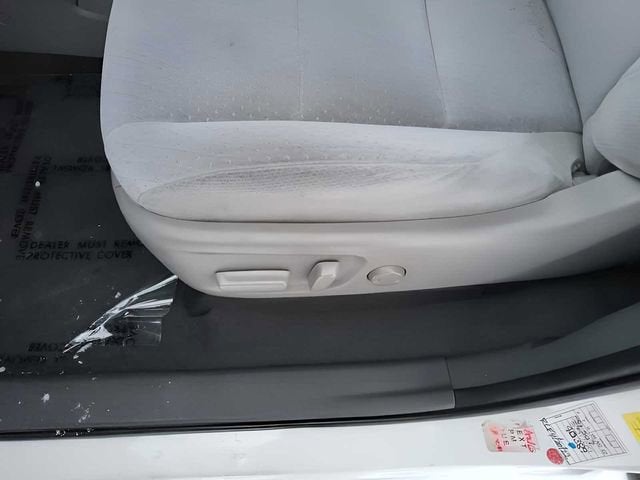 2020 Toyota Sienna LE Auto Access Seat