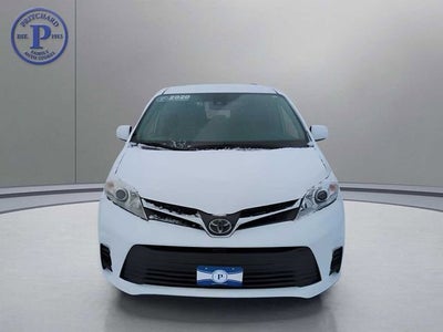 2020 Toyota Sienna LE Auto Access Seat