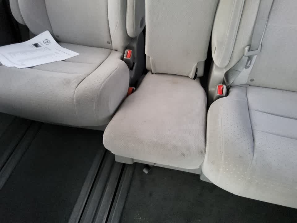 2020 Toyota Sienna LE Auto Access Seat