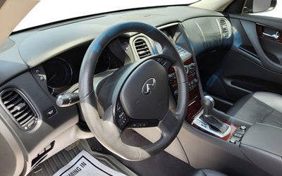 2016 INFINITI QX50 Base