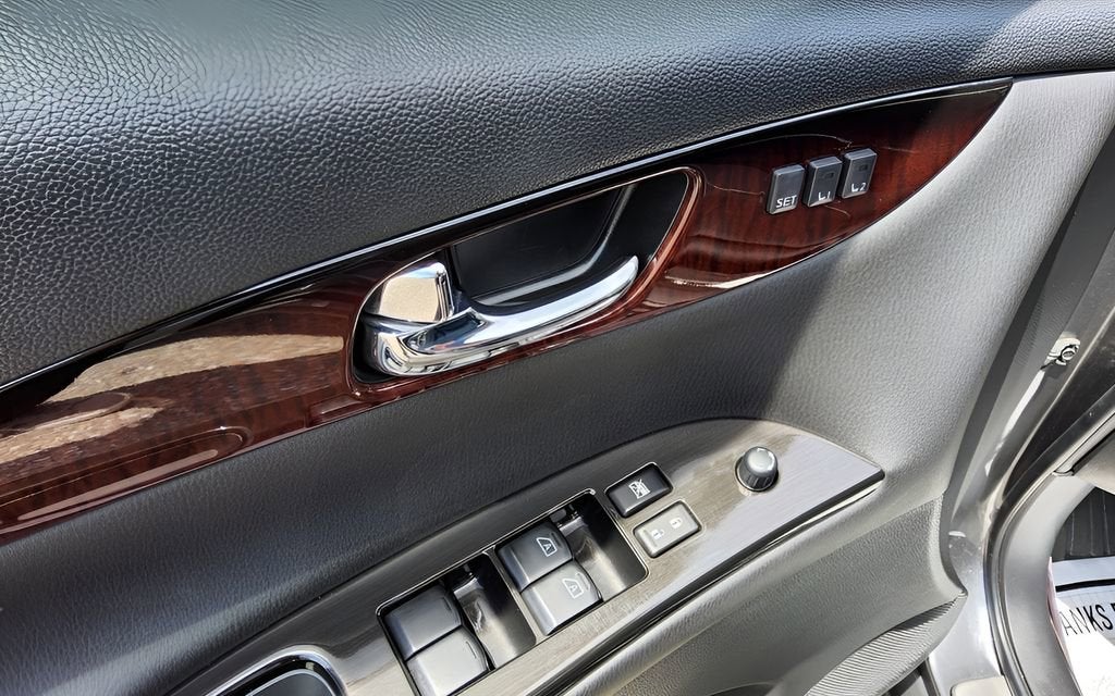 2016 INFINITI QX50 Base