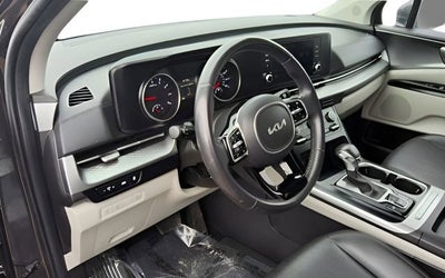 2024 Kia Carnival LX