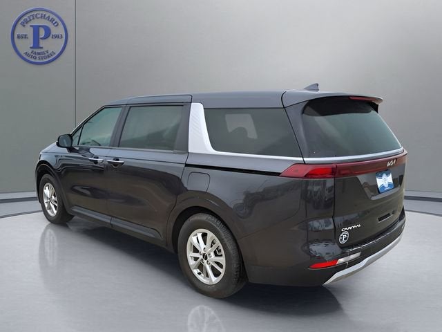 2024 Kia Carnival LX