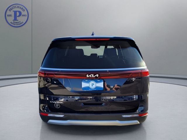 2024 Kia Carnival LX