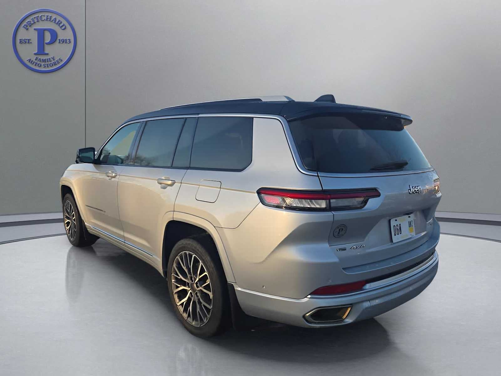 2022 Jeep Grand Cherokee L Summit Reserve