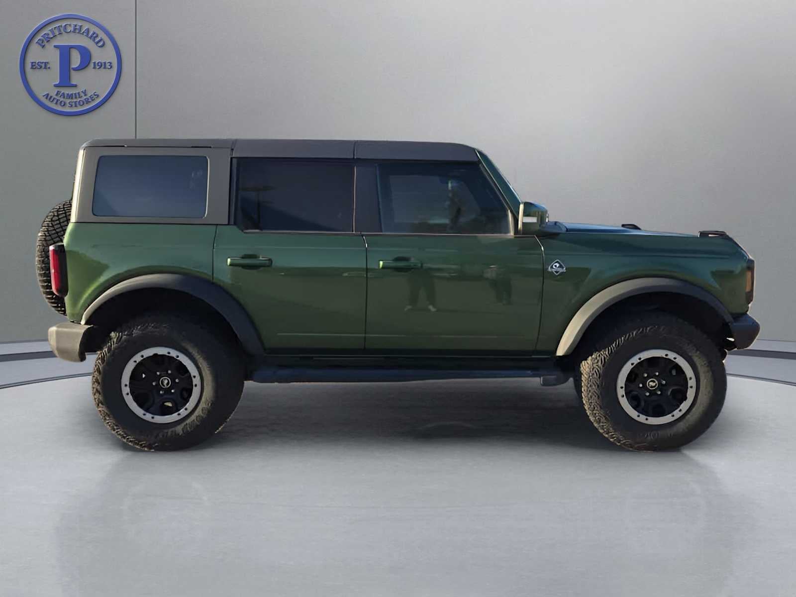 2023 Ford Bronco Base