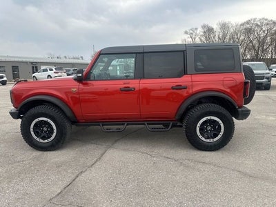 2023 Ford Bronco Base