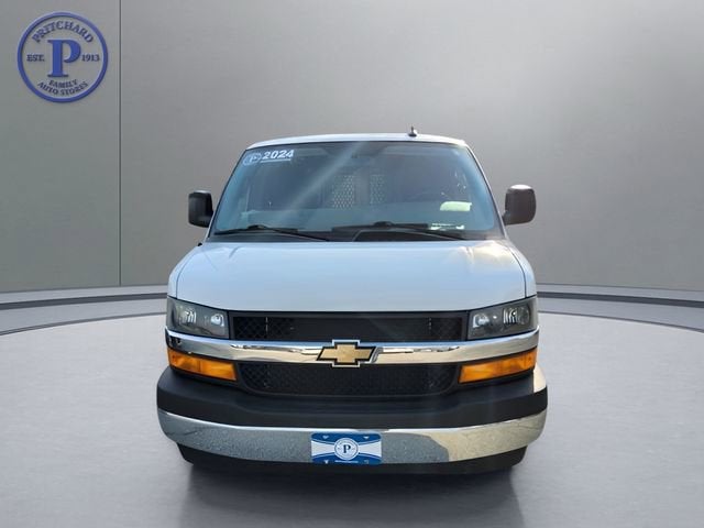 2024 Chevrolet Express Cargo 2500 WT