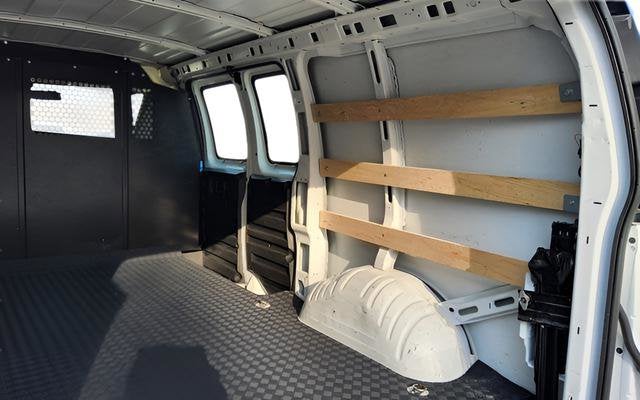 2024 Chevrolet Express Cargo 2500 WT