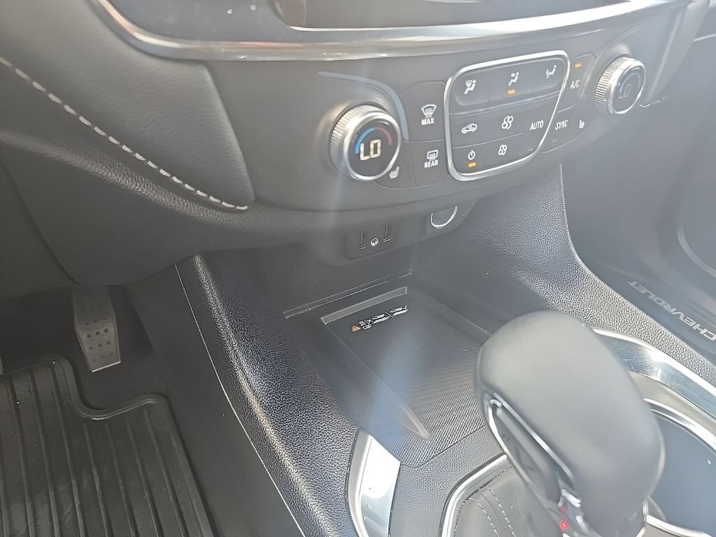 2024 Chevrolet Traverse Limited LT Leather