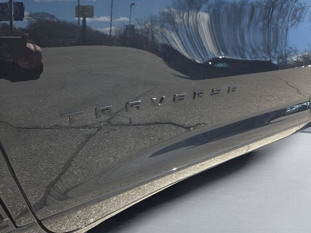 2025 Chevrolet Traverse RS