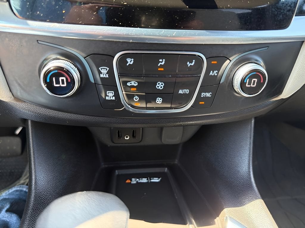 2023 Chevrolet Traverse 2FL