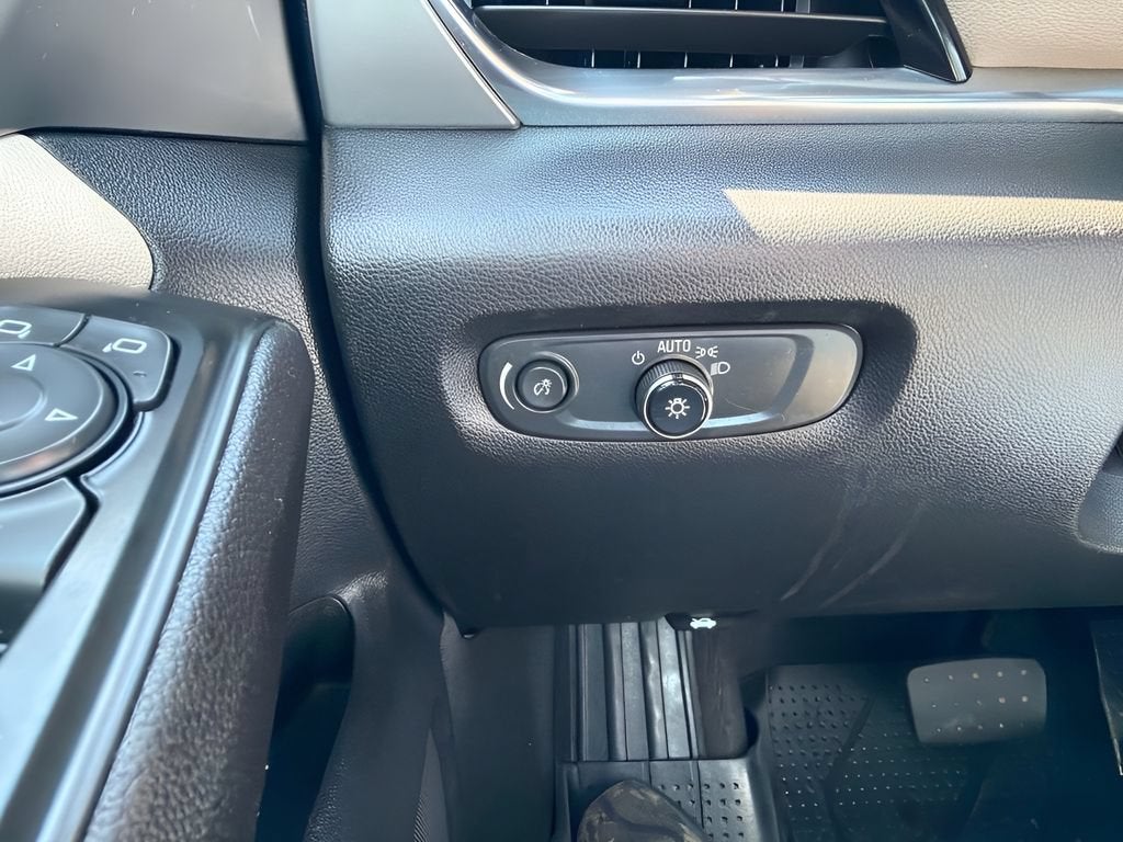 2023 Chevrolet Traverse 2FL