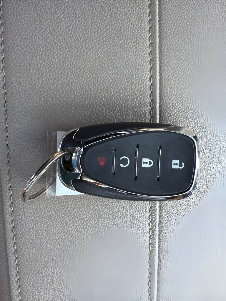 2023 Chevrolet Traverse 2FL