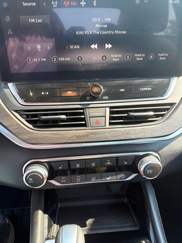 2023 Nissan Altima 2.5 SV