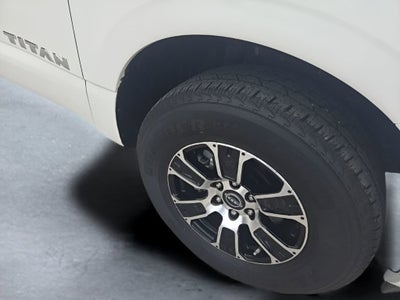 2024 Nissan Titan SV