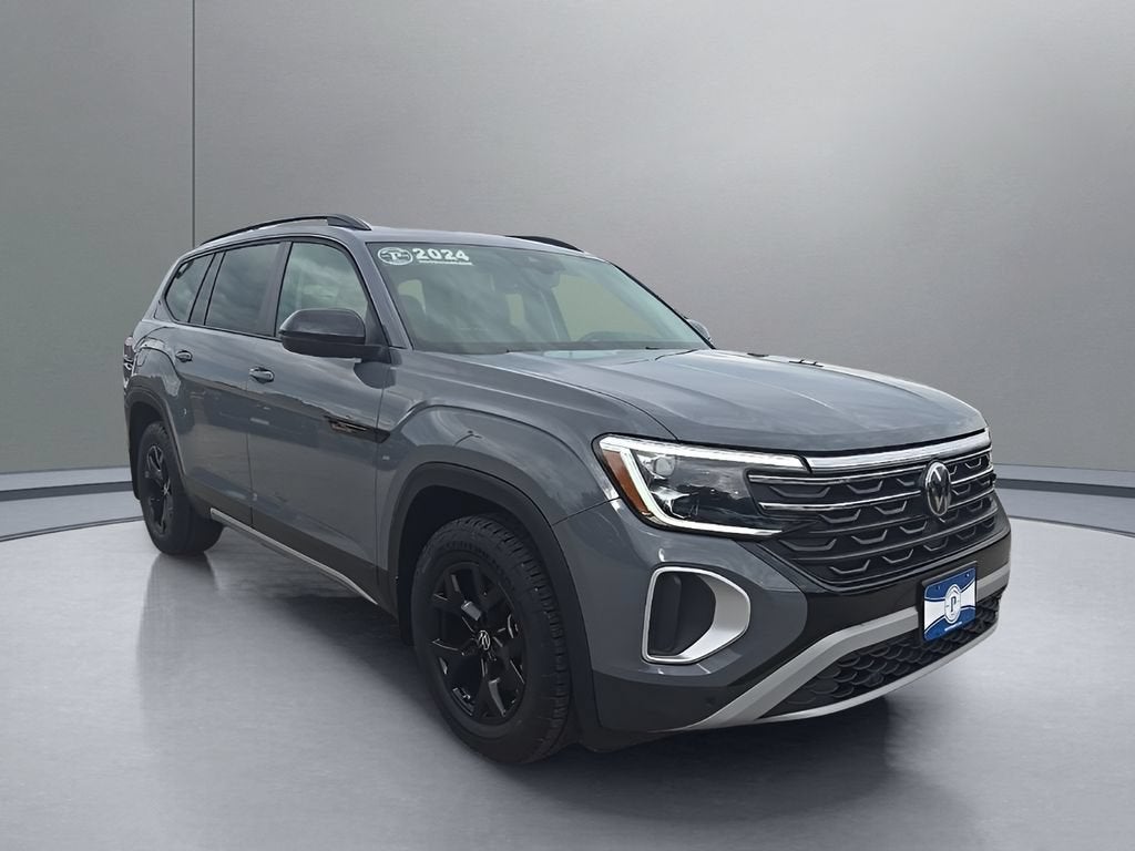 2024 Volkswagen Atlas 2.0T Peak Edition SE w/Technology