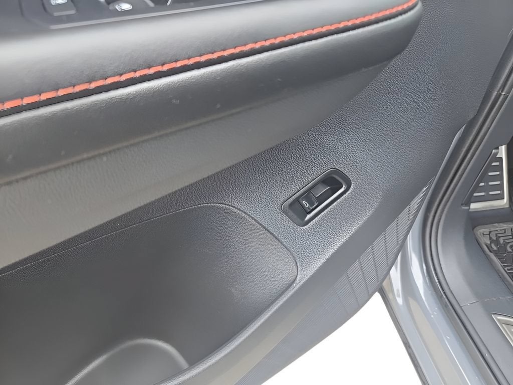 2024 Volkswagen Atlas 2.0T Peak Edition SE w/Technology