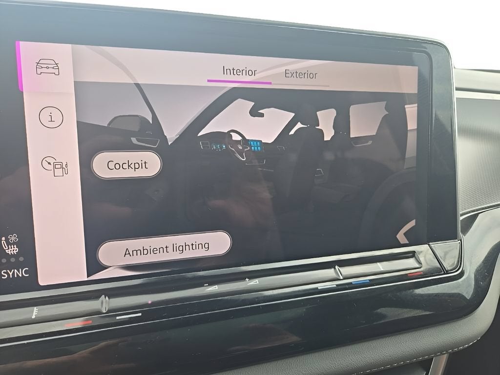 2024 Volkswagen Atlas 2.0T Peak Edition SE w/Technology
