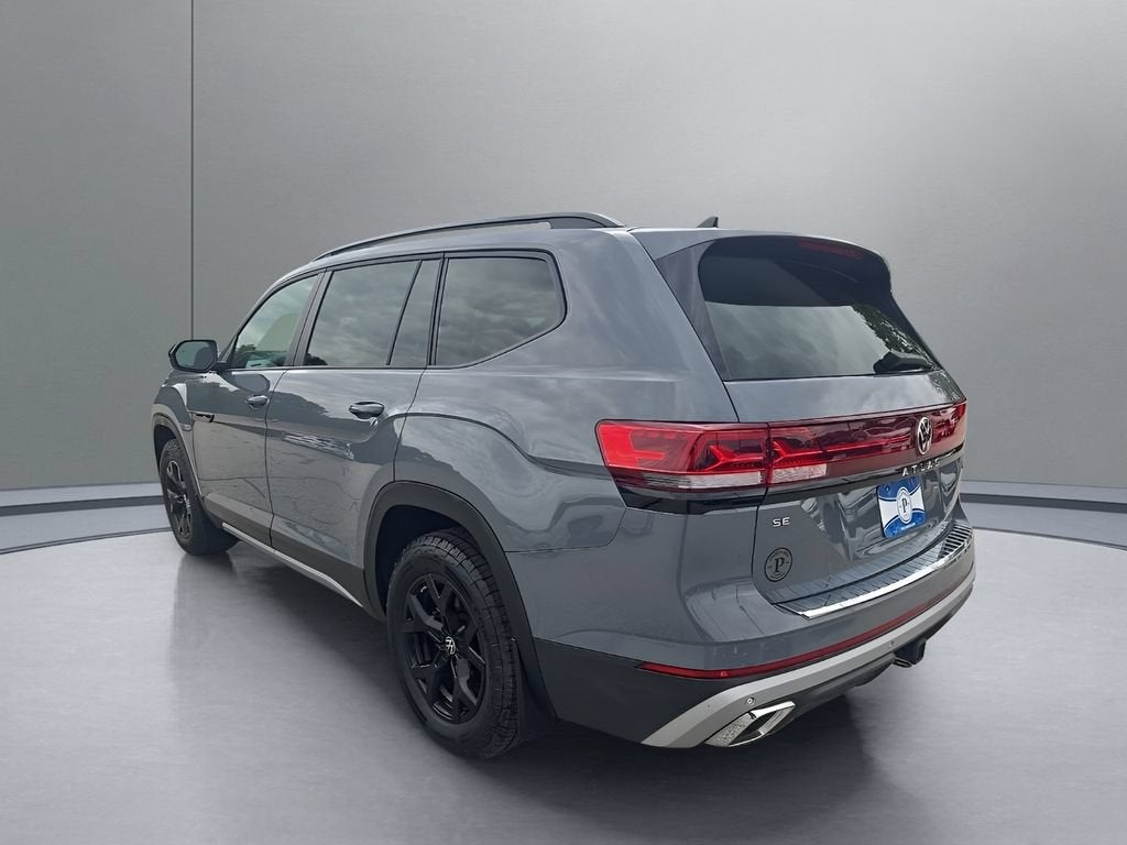 2024 Volkswagen Atlas 2.0T Peak Edition SE w/Technology
