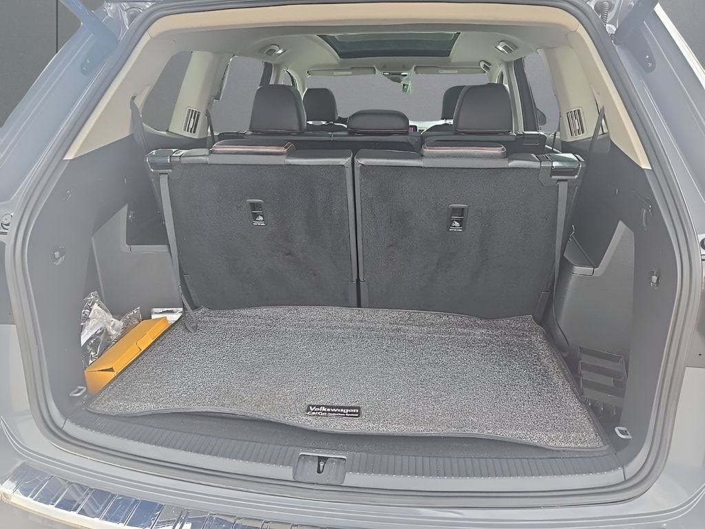 2024 Volkswagen Atlas 2.0T Peak Edition SE w/Technology