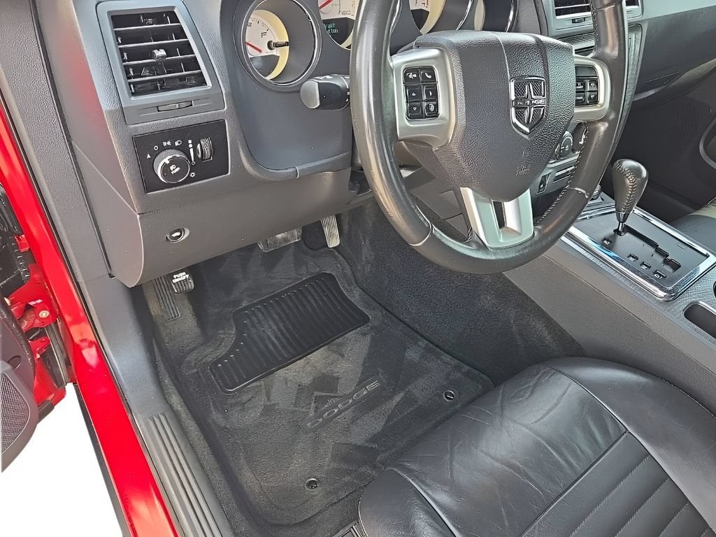 2012 Dodge Challenger R/T Plus