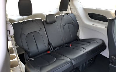 2017 Chrysler Pacifica Touring-L Plus