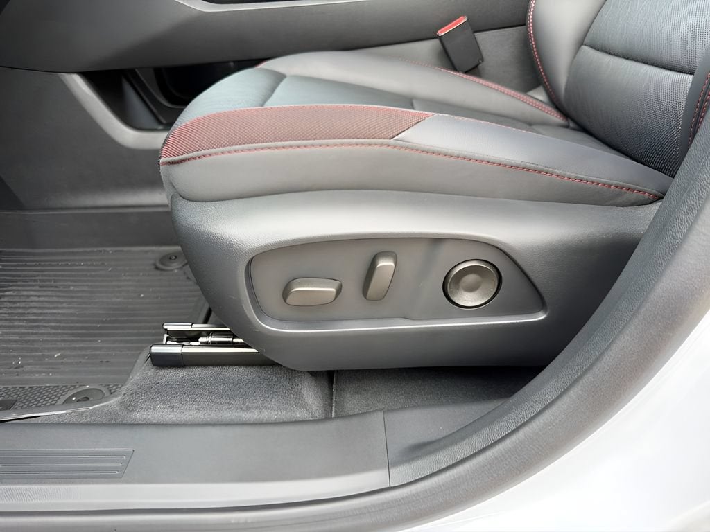 2027 Chevrolet Equinox AWD RS